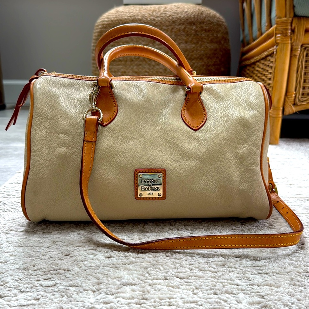 Dooney & Bourke 1975 Sorrento Barrel Satchel  - Sand - Excellent Condition